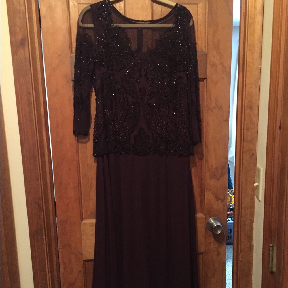 Pisarro Nights mother of the bride dress